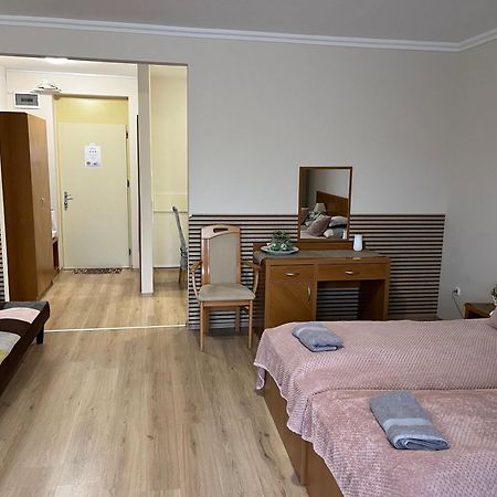 Brookforest Apartman Hajdúszoboszló Екстериор снимка