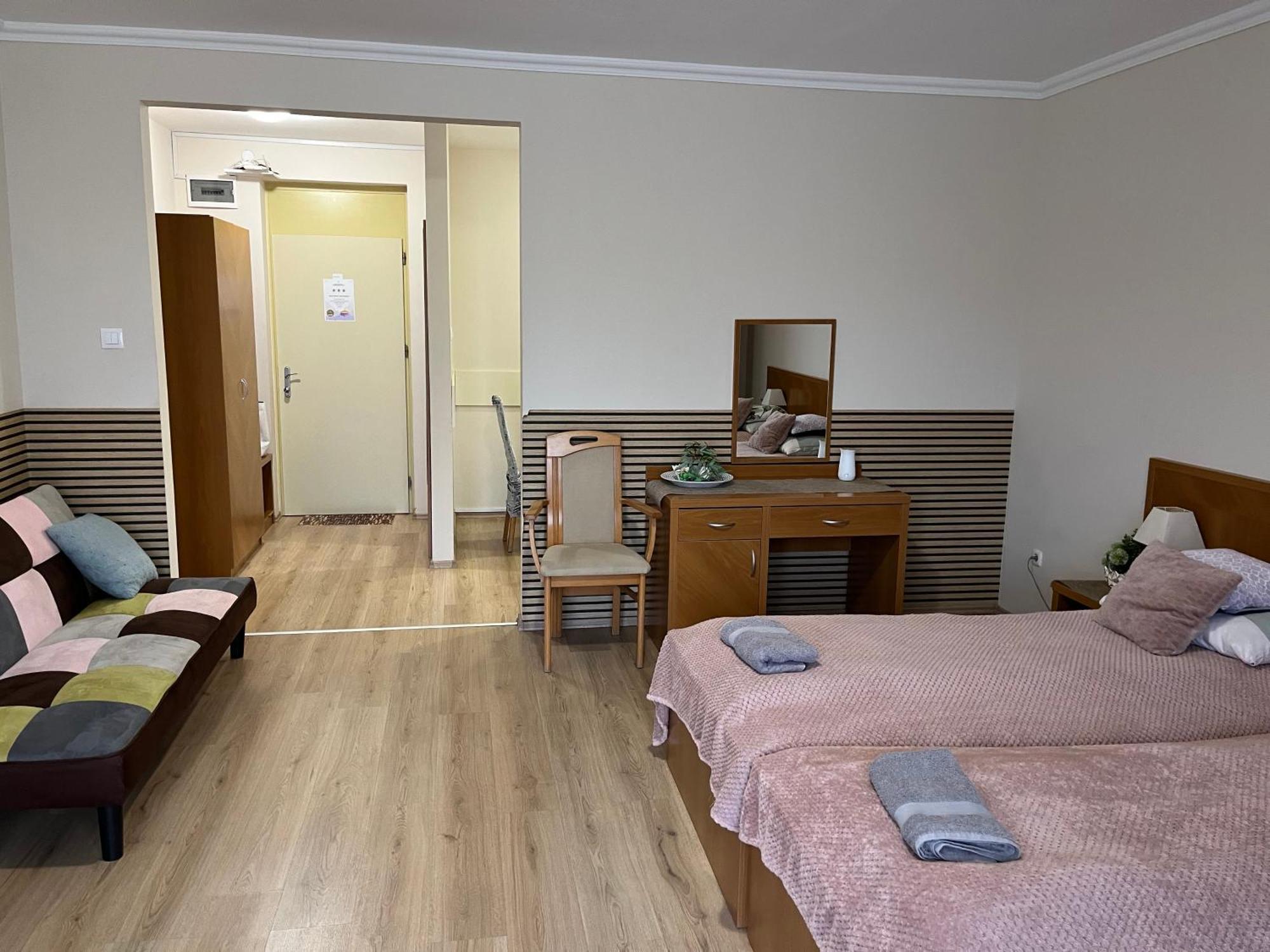 Brookforest Apartman Hajdúszoboszló Екстериор снимка